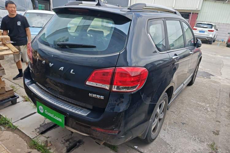 Used Haval H6 2015 Upgraded Model 1.5T Manual Two-Wheel Drive Elite Version Rear Right 45 Deg