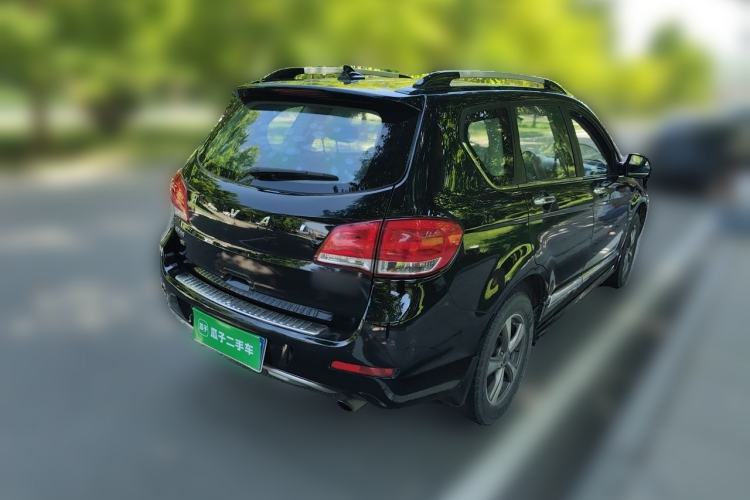 Used Haval H6 2015 Upgraded Model 1.5T Manual Two-Wheel Drive Elite Version Rear Right 45 Deg