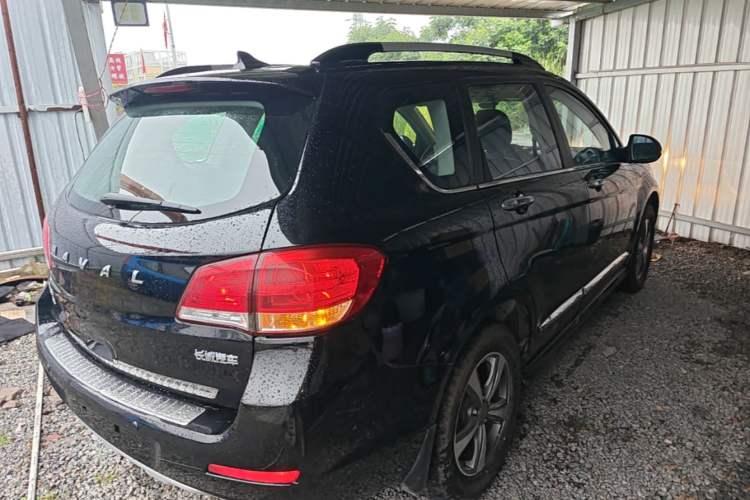 Used Haval H6 2015 Upgraded Model 1.5T Manual Two-Wheel Drive Elite Version Rear Right 45 Deg