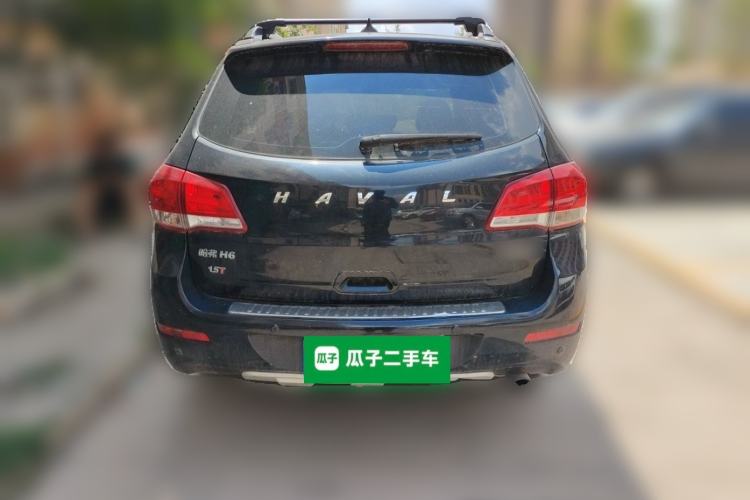 Used Haval H6 2015 Upgraded Model 1.5T Manual Two-Wheel Drive Elite Version Rear