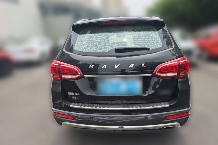 Used Haval H6 2015 Upgraded Model 1.5T Manual Two-Wheel Drive Prestige Version Rear