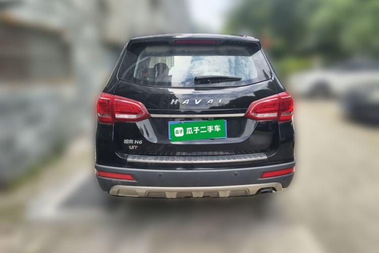 Used Haval H6 2015 Revised Version Sport Edition 1.5T Manual Transmission Two-Wheel Drive Elite Grade Rear