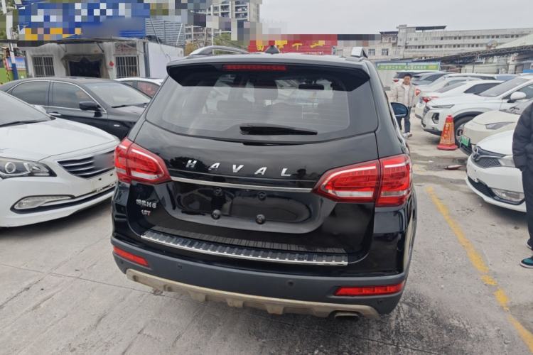 Used Haval H6 2015 Revised Version Sport Edition 1.5T Manual Transmission Two-Wheel Drive Elite Grade Rear