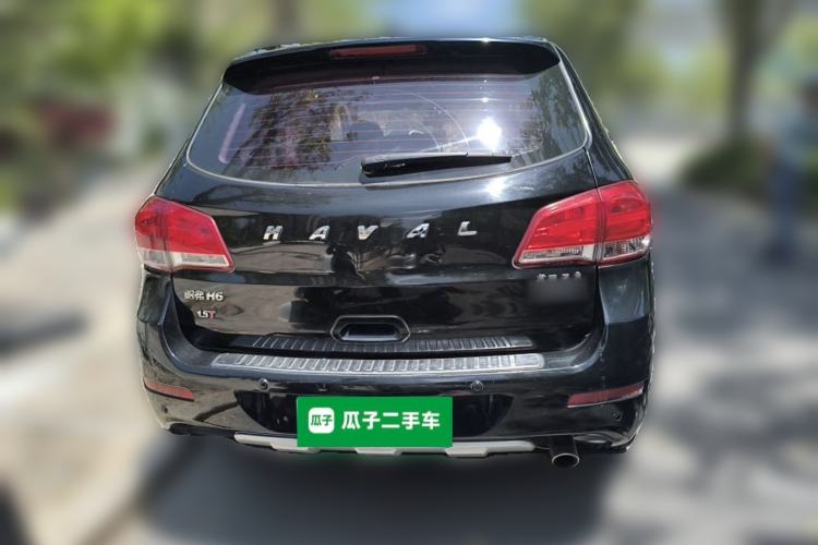 Used Haval H6 2015 Upgraded Model 1.5T Manual Two-Wheel Drive Elite Version Rear