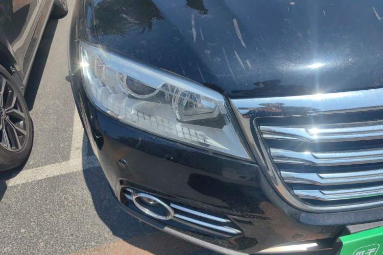 Used Haval H6 2015 Revised Version Sport Edition 1.5T Manual Transmission Two-Wheel Drive Elite Grade Right Front Headlight