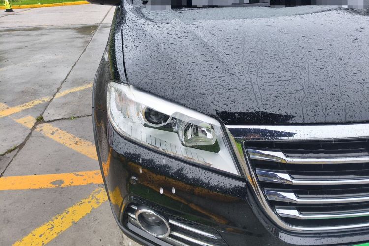 Used Haval H6 2015 Sport Edition 1.5T Automatic Two-Wheel Drive Luxury Model Right Front Headlight