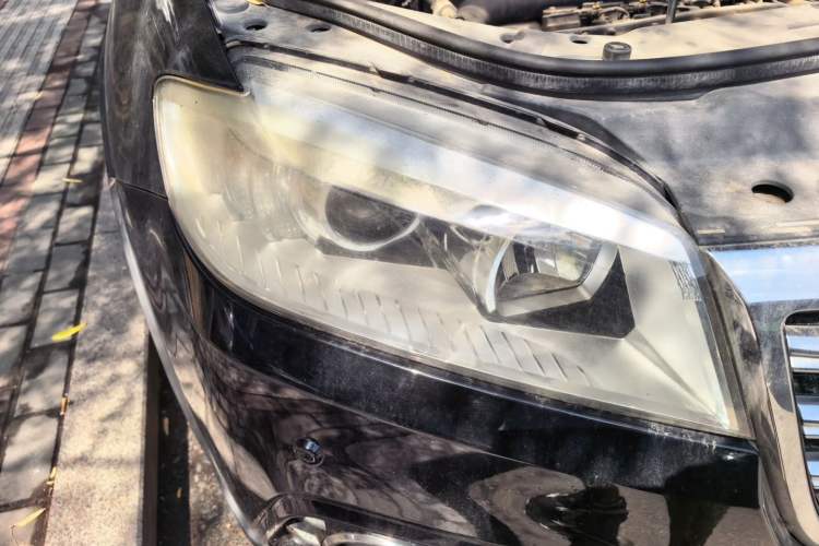 Used Haval H6 2015 Sport Edition 1.5T Automatic Two-Wheel Drive Luxury Model Right Front Headlight