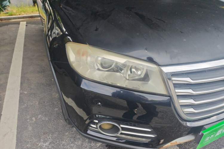 Used Haval H6 2015 Sport Edition 1.5T Automatic Two-Wheel Drive Luxury Model Right Front Headlight