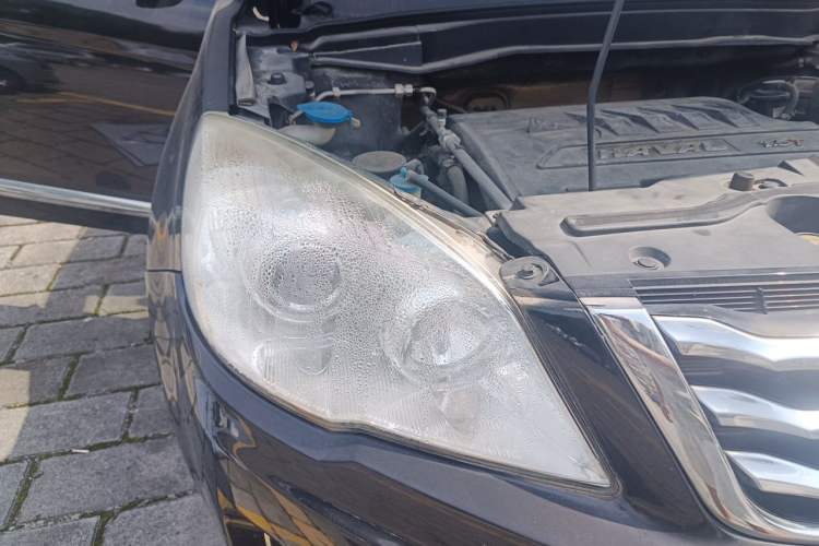 Used Haval H6 2015 Upgraded Model 1.5T Manual 4x4 Elite Version Right Front Headlight