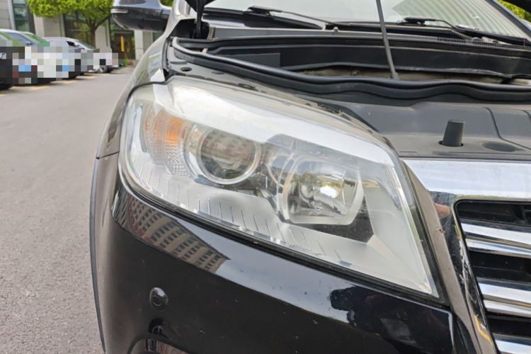Used Haval H6 2015 Sport Edition 1.5T Automatic Two-Wheel Drive Luxury Model Right Front Headlight