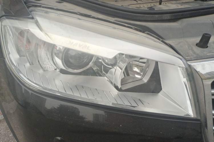 Used Haval H6 2015 Sport Edition 1.5T Manual Two-Wheel Drive Elite Model Right Front Headlight