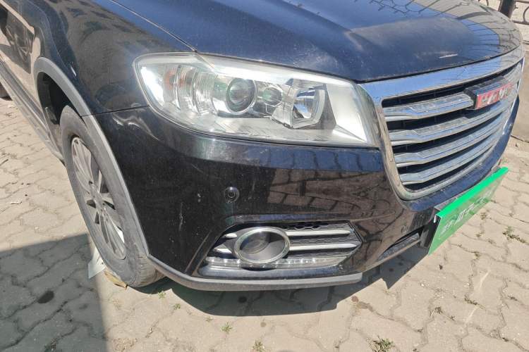 Used Haval H6 2015 Sport Edition 1.5T Automatic Two-Wheel Drive Luxury Model Right Front Headlight