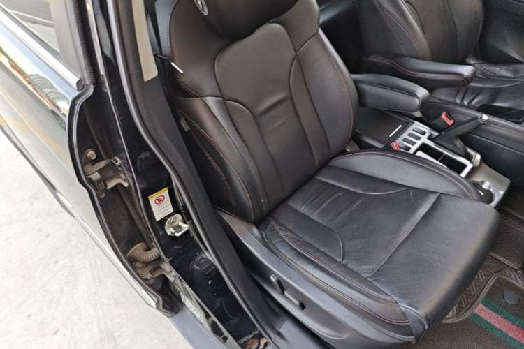 Used Haval H6 2015 Sport Edition 1.5T Manual Two-Wheel Drive Elite Model Right Front Seat