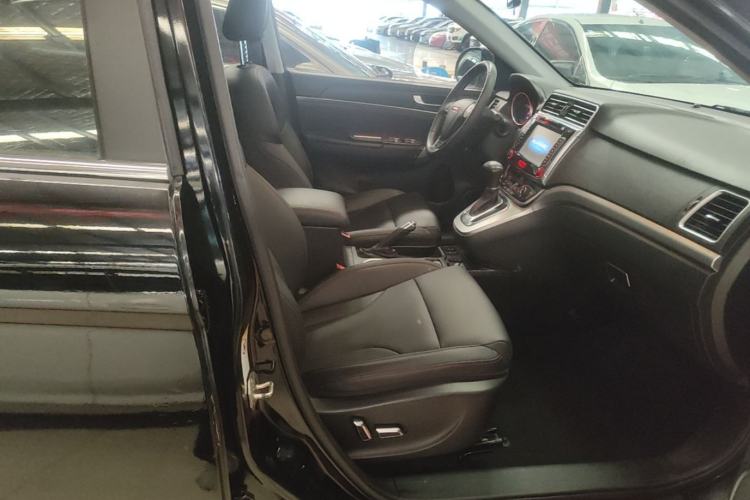 Used Haval H6 2015 Sport Edition 1.5T Automatic Two-Wheel Drive Luxury Model Right Front Seat