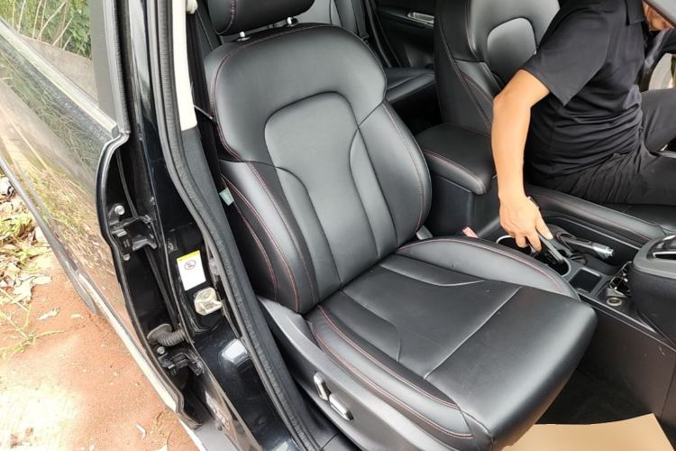 Used Haval H6 2015 Sport Edition 1.5T Automatic Two-Wheel Drive Luxury Model Right Front Seat