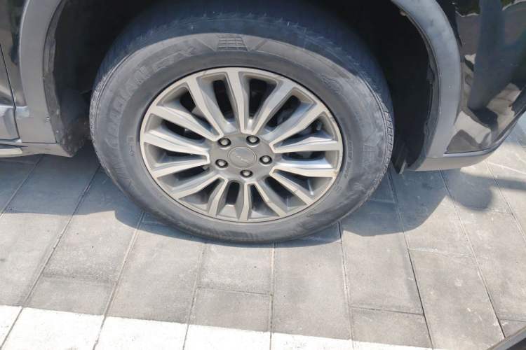Used Haval H6 2015 Sport Edition 1.5T Automatic Two-Wheel Drive Luxury Model Right Front Wheel Hub