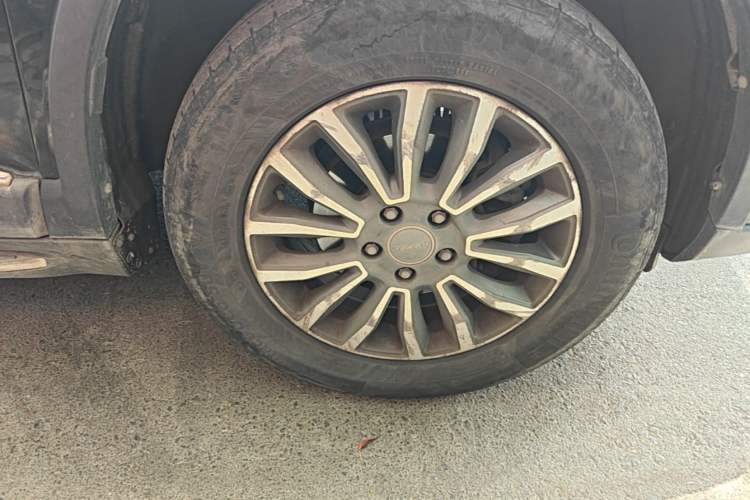 Used Haval H6 2015 Sport Edition 1.5T Automatic Two-Wheel Drive Luxury Model Right Front Wheel Hub