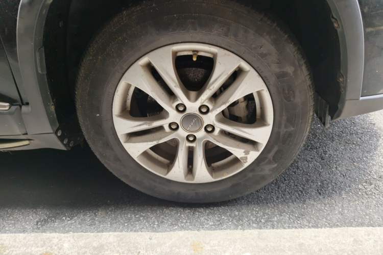 Used Haval H6 2015 Revised Version Sport Edition 1.5T Manual Transmission Two-Wheel Drive Elite Grade Right Front Wheel Hub