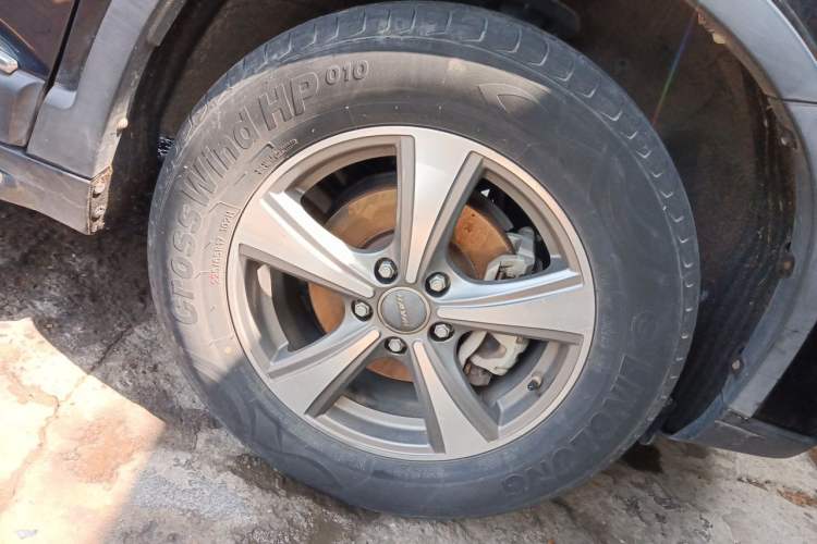 Used Haval H6 2015 Revised Version Sport Edition 1.5T Manual Transmission Two-Wheel Drive Elite Grade Right Front Wheel Hub