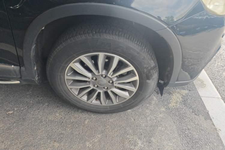 Used Haval H6 2015 Sport Edition 1.5T Automatic Two-Wheel Drive Luxury Model Right Front Wheel Hub