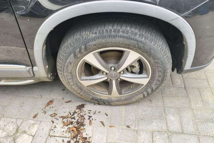 Used Haval H6 2015 Revised Version Sport Edition 1.5T Manual Transmission Two-Wheel Drive Elite Grade Right Front Wheel Hub