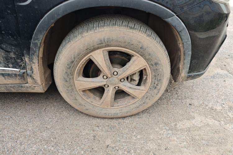 Used Haval H6 2015 Sport Edition 1.5T Manual Two-Wheel Drive Elite Model Right Front Wheel Hub