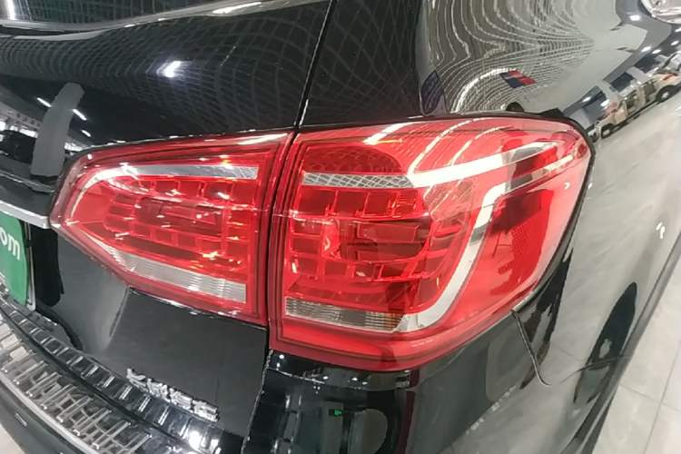 Used Haval H6 2015 Sport Edition 1.5T Automatic Two-Wheel Drive Luxury Model Right Rear Taillight