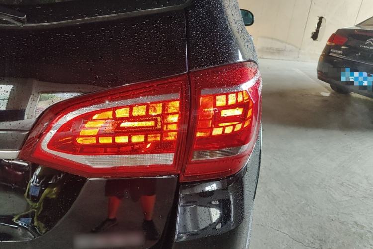 Used Haval H6 2015 Sport Edition 1.5T Automatic Two-Wheel Drive Luxury Model Right Rear Taillight