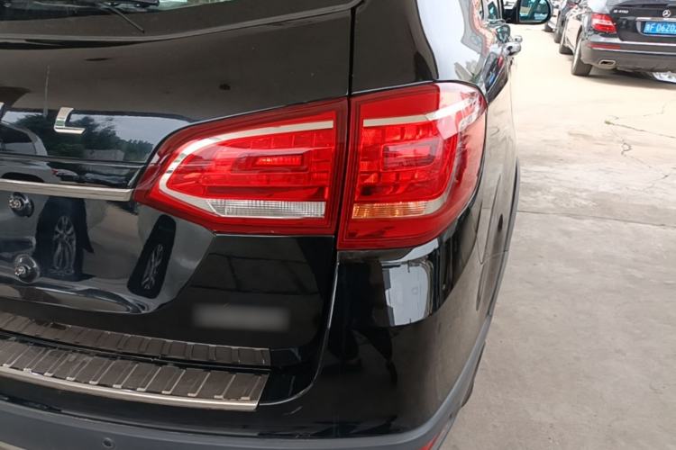 Used Haval H6 2015 Sport Edition 1.5T Automatic Two-Wheel Drive Luxury Model Right Rear Taillight