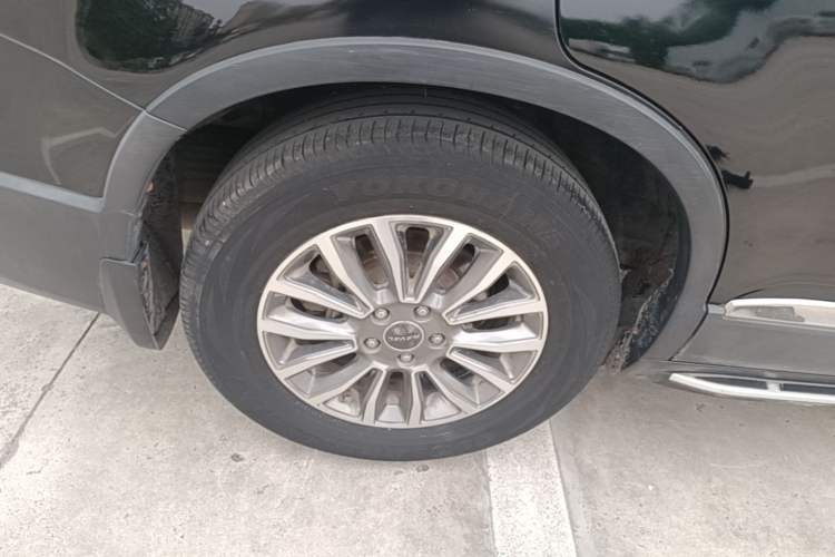Used Haval H6 2015 Sport Edition 1.5T Automatic Two-Wheel Drive Luxury Model Right Rear Wheel Hub