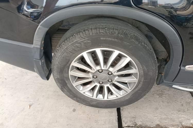Used Haval H6 2015 Sport Edition 1.5T Automatic Two-Wheel Drive Luxury Model Right Rear Wheel Hub