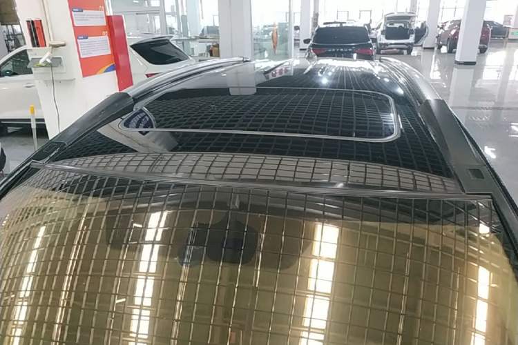 Used Haval H6 2015 Sport Edition 1.5T Automatic Two-Wheel Drive Luxury Model Roof