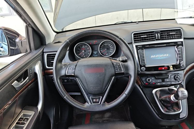 Used Haval H6 2015 Sport Edition 1.5T Manual Two-Wheel Drive Elite Model Steering Wheel