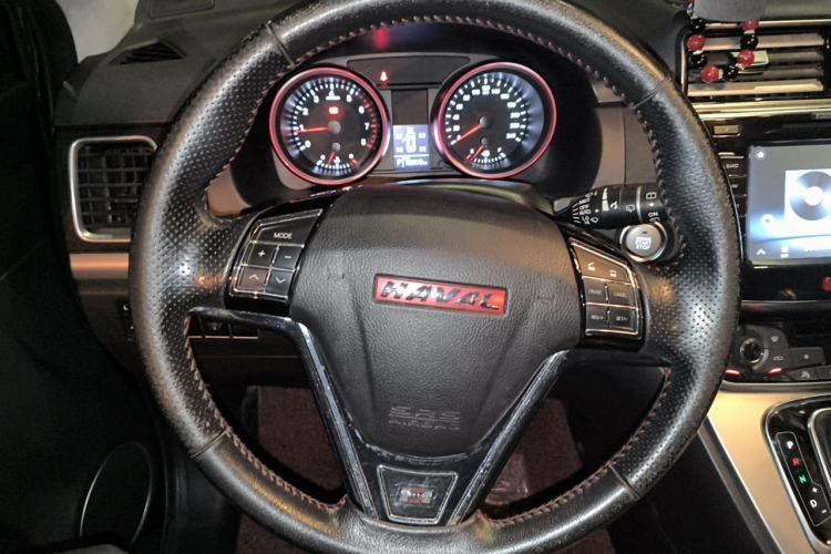 Used Haval H6 2015 Sport Edition 1.5T Automatic Two-Wheel Drive Luxury Model Steering Wheel