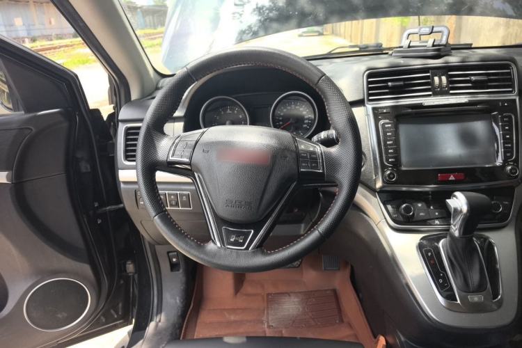 Used Haval H6 2015 Sport Edition 1.5T Automatic Two-Wheel Drive Luxury Model Steering Wheel