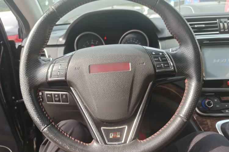 Used Haval H6 2015 Revised Version Sport Edition 1.5T Manual Transmission Two-Wheel Drive Elite Grade Steering Wheel