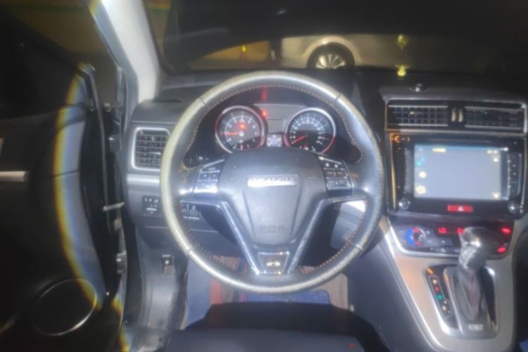 Used Haval H6 2015 Sport Edition 1.5T Automatic Two-Wheel Drive Luxury Model Steering Wheel