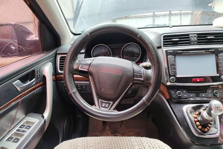 Used Haval H6 2015 Sport Edition 1.5T Manual Two-Wheel Drive Elite Model Steering Wheel