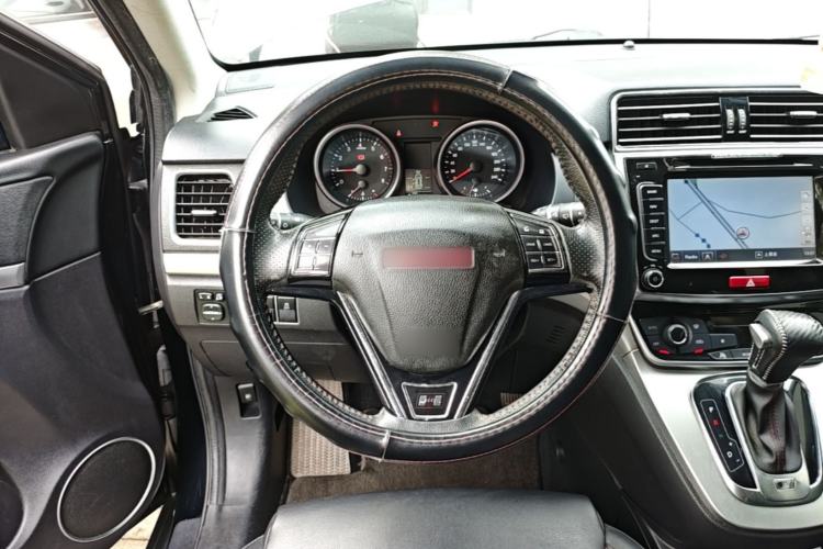 Used Haval H6 2015 Sport Edition 1.5T Automatic Two-Wheel Drive Luxury Model Steering Wheel