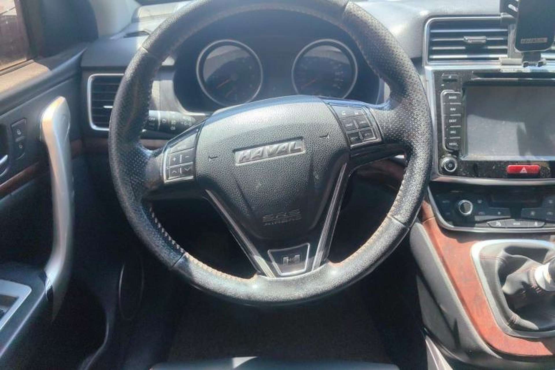 Used Haval H6 2015 Revised Version Sport Edition 1.5T Manual Transmission Two-Wheel Drive Elite Grade Steering Wheel