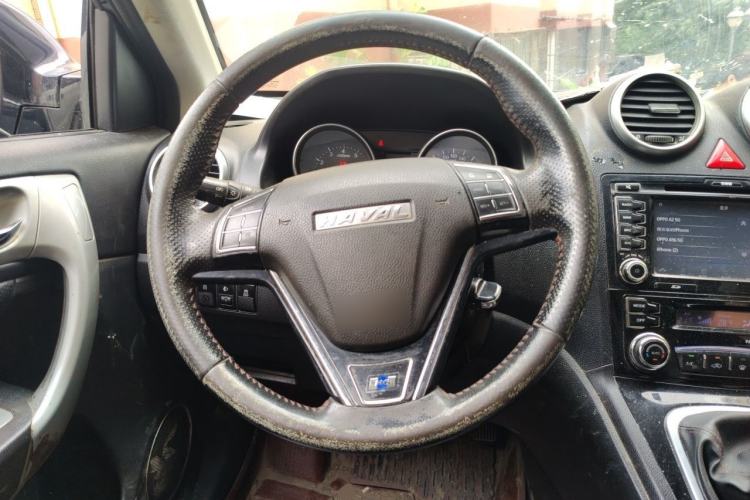 Used Haval H6 2015 Upgraded Model 1.5T Manual Two-Wheel Drive Elite Version Steering Wheel