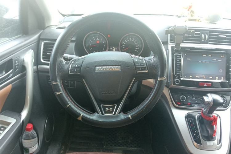 Used Haval H6 2015 Sport Edition 1.5T Automatic Two-Wheel Drive Luxury Model Steering Wheel