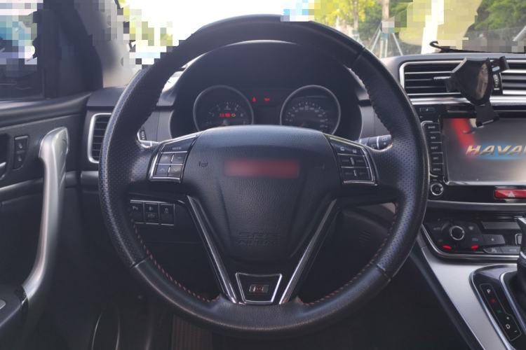 Used Haval H6 2015 Sport Edition 1.5T Automatic Two-Wheel Drive Luxury Model Steering Wheel