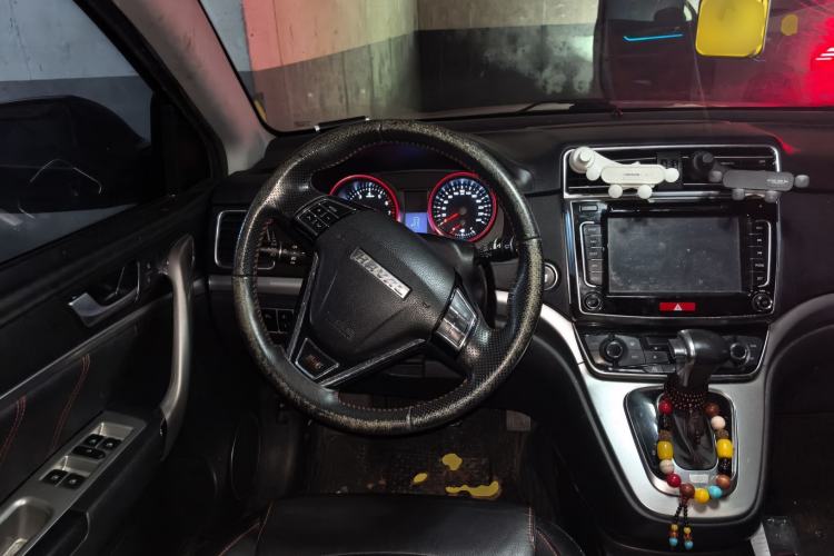 Used Haval H6 2015 Sport Edition 1.5T Automatic Two-Wheel Drive Luxury Model Steering Wheel