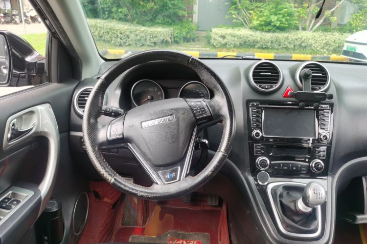 Used Haval H6 2015 Sport Edition 1.5T Manual Two-Wheel Drive Elite Model Steering Wheel