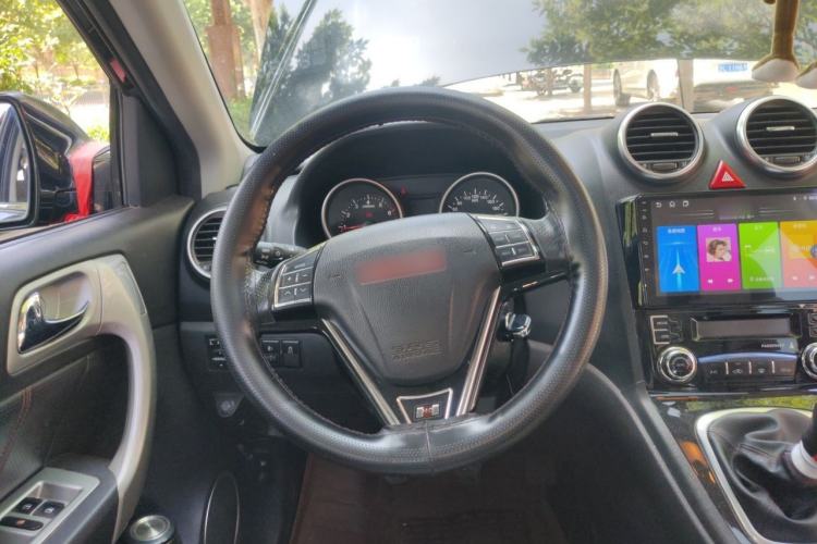 Used Haval H6 2015 Upgraded Model 1.5T Manual Two-Wheel Drive Elite Version Steering Wheel