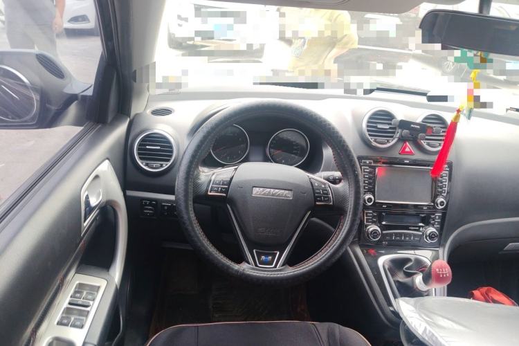 Used Haval H6 2015 Upgraded Model 1.5T Manual Two-Wheel Drive Elite Version Steering Wheel
