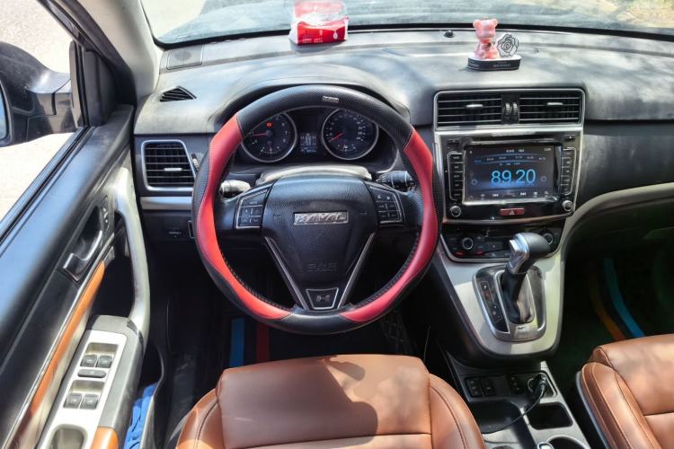 Used Haval H6 2015 Sport Edition 1.5T Automatic Two-Wheel Drive Luxury Model Steering Wheel