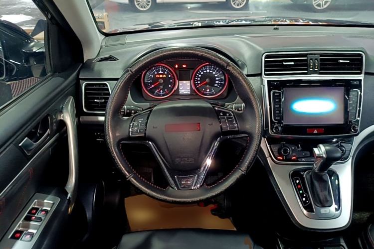Used Haval H6 2015 Sport Edition 1.5T Automatic Two-Wheel Drive Luxury Model Steering Wheel