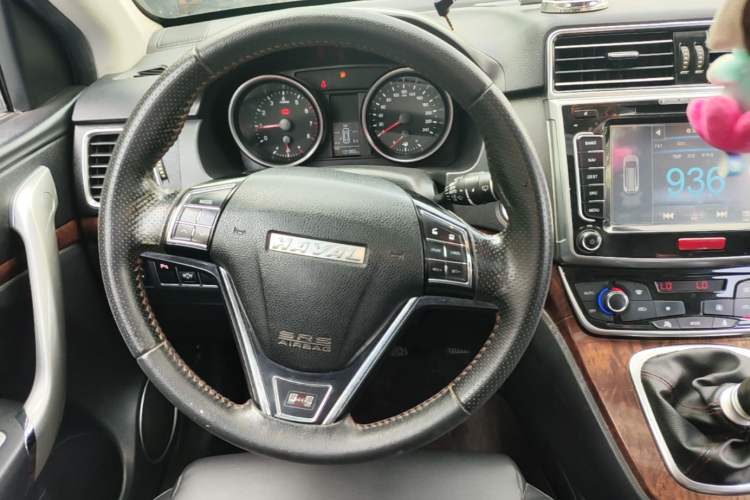 Used Haval H6 2015 Revised Version Sport Edition 1.5T Manual Transmission Two-Wheel Drive Elite Grade Steering Wheel